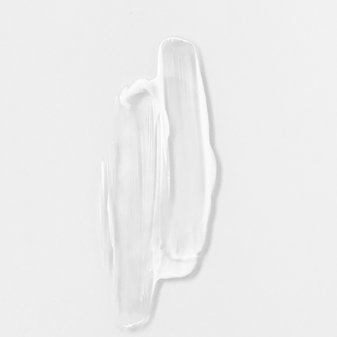 ¿La crema hidratante y el maquillaje con SPF son suficientes para protegerte del sol?